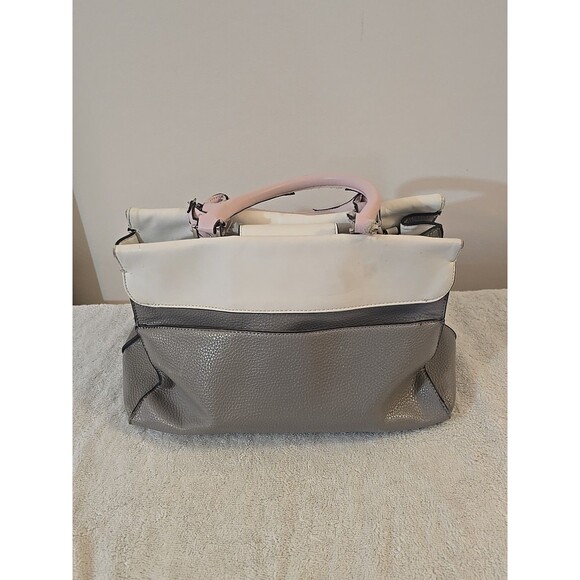 Guess Grey And White Tote Bag Purse 12x7x8 - Picture 4 of 13